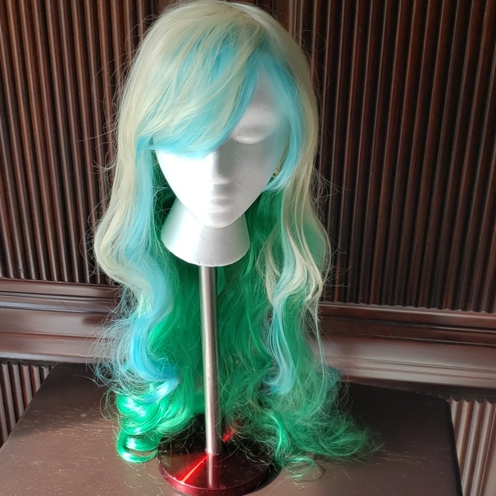 Wig (1b)